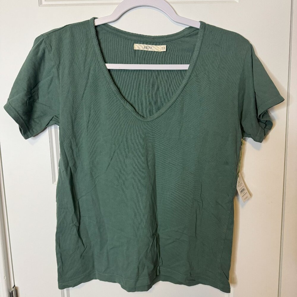 Women's AE77 Green V-Neck Premium Boxy T-shirt, Size XS, NWT